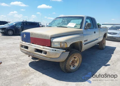 2001 Dodge Ram 2500 St z USA, uszkodzony, nr VIN 3B7KF23721G732137